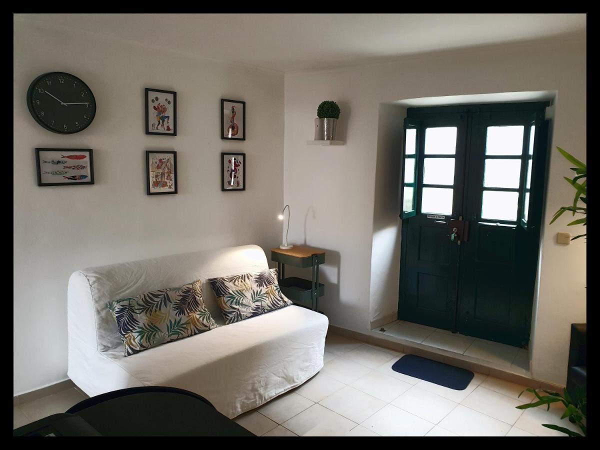 Home4U - Mouraria Typical Neighborhood Lisboa Extérieur photo
