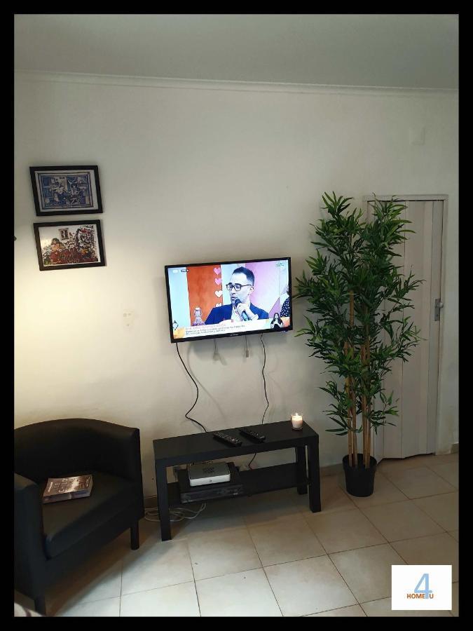 Home4U - Mouraria Typical Neighborhood Lisboa Extérieur photo